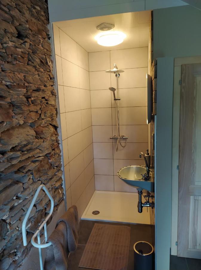 Gite De Charme Rosardenne Vaux-sur-Sure Exteriör bild